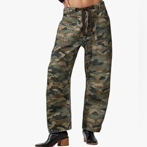 Camo Barrel Jeans